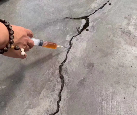 宿松混凝土裂缝修补技术详解​